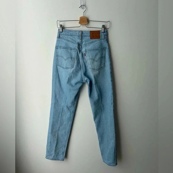 'Levis 70s High Straight  Jean light wash - Picture 8 of 12